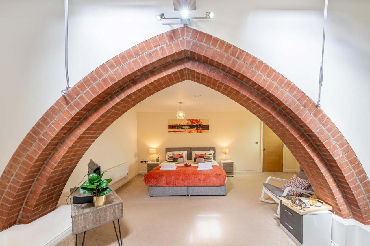 Grade 2 Listed Converted Church, Within 750Yrds To Southsea Beach Portsmouth Dış mekan fotoğraf